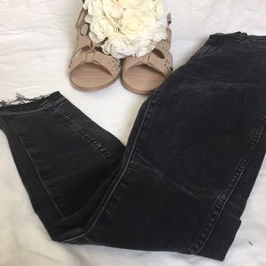 GAP women’s true skinny ankle faded black jeans❤️